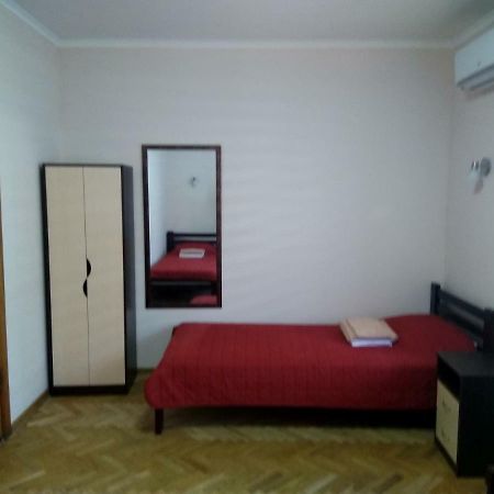 Hotel Tsentralnoho Budynku Khudozhnyka Kijów Zewnętrze zdjęcie