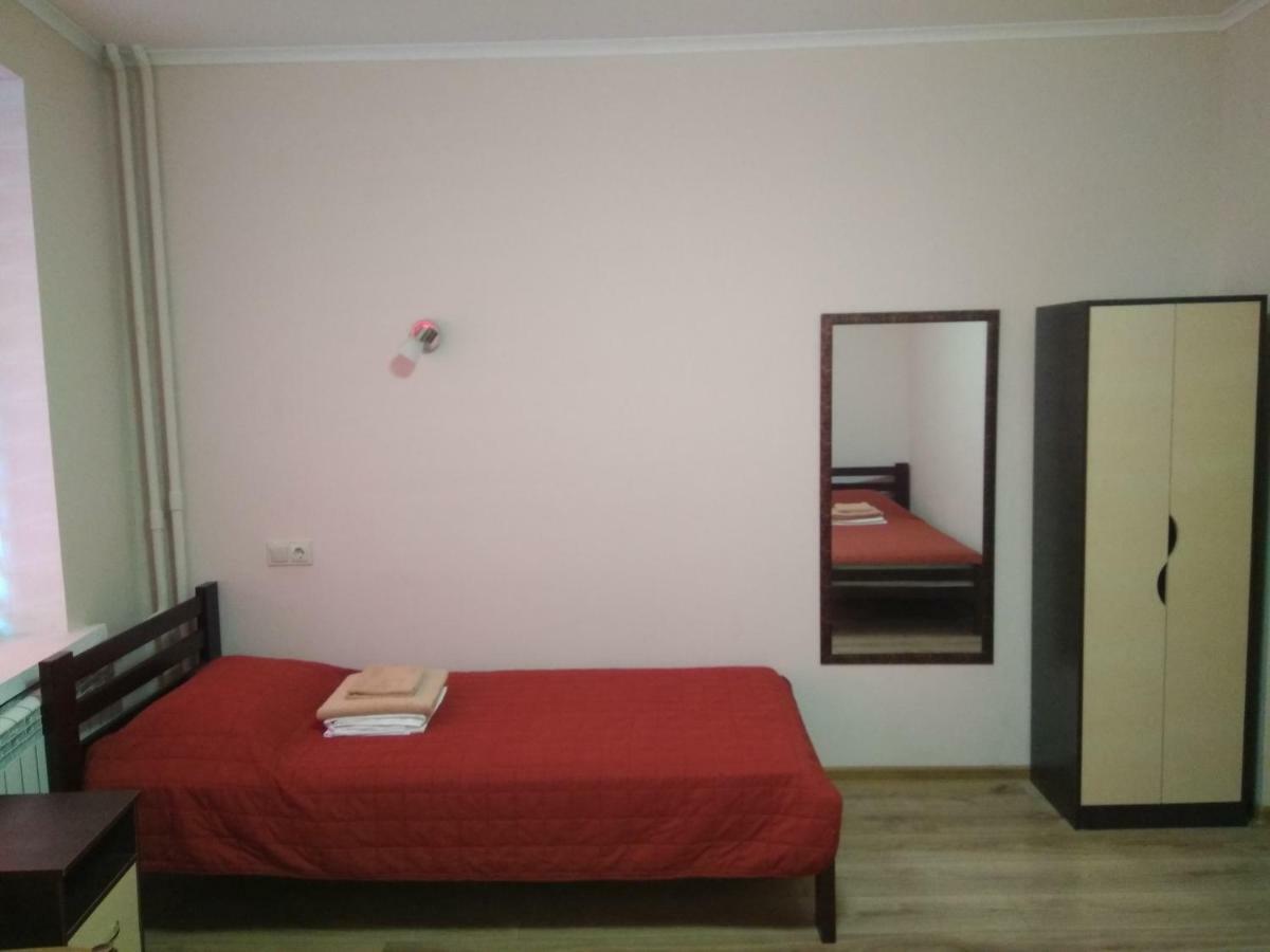Hotel Tsentralnoho Budynku Khudozhnyka Kijów Zewnętrze zdjęcie